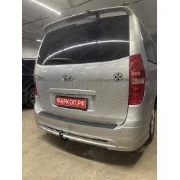 H214-A Лидер-плюс ТСУ для Hyundai Starex 2008-2018, Hyundai H1 2008-2018, 2018-2023 без снятия и выреза бампера. Нагрузки: 1500/75 кг, масса фаркопа 27,76 кг (без электрики в ко