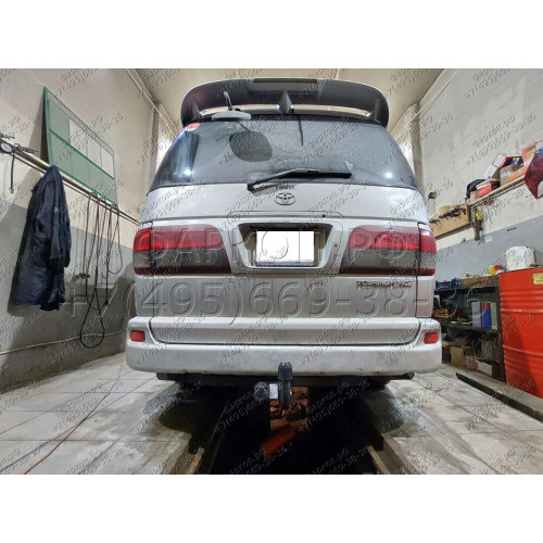 H.T57.A HALTY Фаркоп на Toyota Hiace Regius, Toyota Regius, Toyota Touring Hiace 1997-2002 без подрезки бампера. Тип шара: A. Нагрузки: 750/75 кг, масса фаркопа 12,9 кг