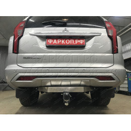 TCU00279 ТСС Фаркоп на Mitsubishi Pajero Sport 2021- с накладкой с надписью Pajero Sport без подрезки бампера. Тип шара: E (шаровый узел под американский квадрат). Н