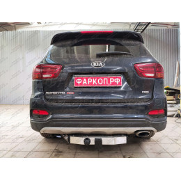 HSF-18-991124.00 PT GROUP Фаркоп с нержавеющей накладкой на Kia Sorento Prime рестайлинг 2018-2020, Hyundai Santa Fe 2018-2021 без подрезки бампера. Тип шара: E (легкосъемный ша