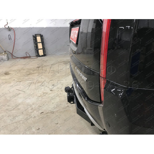 FA 1005-E Бизон Фаркоп на Mitsubishi Pajero Sport II 2008-2016, Mitsubishi Pajero Sport III 2016-2021 без подрезки бампера. Тип шара: E (легкосъемный шар под квадрат). Нагрузки: 3200/120 кг. Не комплектуется электрикой