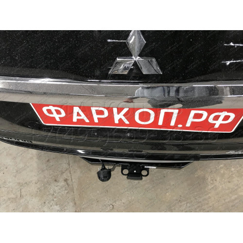 FA 1005-E Бизон Фаркоп на Mitsubishi Pajero Sport II 2008-2016, Mitsubishi Pajero Sport III 2016-2021 без подрезки бампера. Тип шара: E (легкосъемный шар под квадрат). Нагрузки: 3200/120 кг. Не комплектуется электрикой