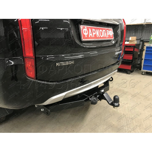 FA 1005-E Бизон Фаркоп на Mitsubishi Pajero Sport II 2008-2016, Mitsubishi Pajero Sport III 2016-2021 без подрезки бампера. Тип шара: E (легкосъемный шар под квадрат). Нагрузки: 3200/120 кг. Не комплектуется электрикой