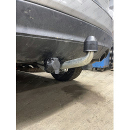 J010A GALIA Полностью оцинкованный фаркоп на Jeep Grand Cherokee WK2 2010-2021. Тип шара: A. Установка без выреза бампера. Нагрузки: 3500/175 кг, масса фаркопа 16,62 кг