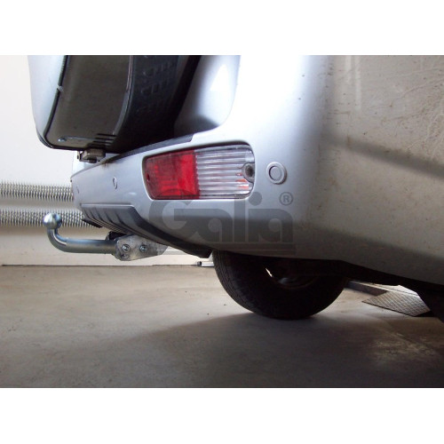 M082C GALIA Полностью оцинкованный фаркоп на Mitsubishi Pajero IV 2007-2020 (без подрезки бампера), Mitsubishi Pajero III 2000-2007 3/5 дверей V7 (невидимый вырез бампера). Тип шара: C (горизонтальный съемный). Нагрузки: 3500/135 кг, масса фаркопа 22,77 к