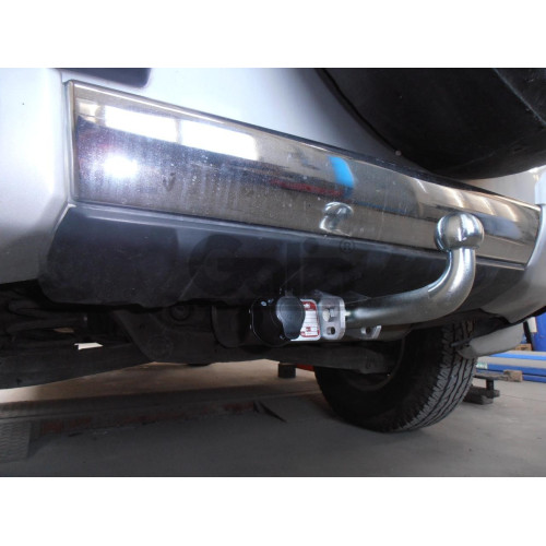 M082C GALIA Полностью оцинкованный фаркоп на Mitsubishi Pajero IV 2007-2020 (без подрезки бампера), Mitsubishi Pajero III 2000-2007 3/5 дверей V7 (невидимый вырез бампера). Тип шара: C (горизонтальный съемный). Нагрузки: 3500/135 кг, масса фаркопа 22,77 к
