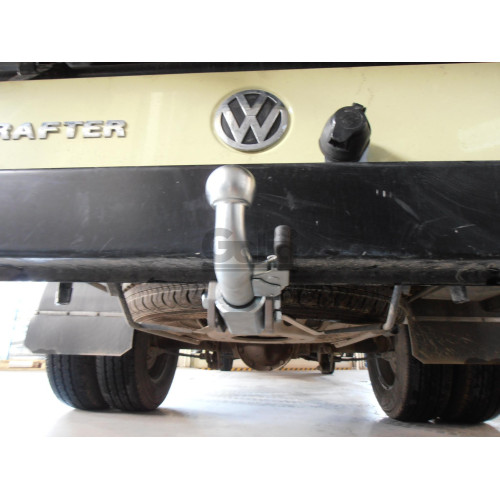 M119A GALIA Полностью оцинкованный фаркоп на Mercedes Sprinter 2006-, Volkswagen Crafter 2006-2017 платформа, только модели с грузоподъемностью с 4,6 до 5 тонн. Тип шара: A. Без выреза бампера. Нагрузки: 3500/150 кг, масса фаркопа 19,21 кг