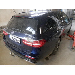M151V GALIA Полностью оцинкованный фаркоп на Mercedes E-Class w213/s213 седан/универсал 2016-2023. Подрозетник убирается за бампер. Тип шара: AV (вертикальное быс