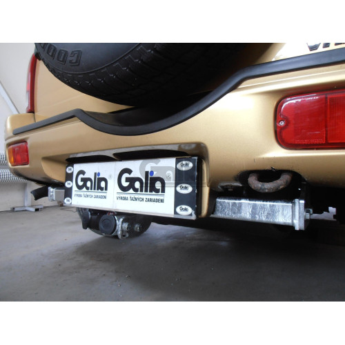 S030C GALIA Полностью оцинкованный фаркоп на Suzuki Grand Vitara 1998-2005, Suzuki Grand Vitara XL7 1998-2003. Тип шара: C (горизонтальный съемный). Установка без снятия и выреза бампера. Нагрузки: 1850/75 кг, масса фаркопа 14,97 кг