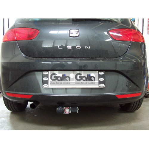 S074C GALIA Полностью оцинкованный фаркоп на SEAT Altea 2004-2015, SEAT Leon 2005-2013. Тип шара: C (горизонтальный съемный). Подрезка бампера. Нагрузки: 1600/75 кг, масса фаркопа 18,36 кг