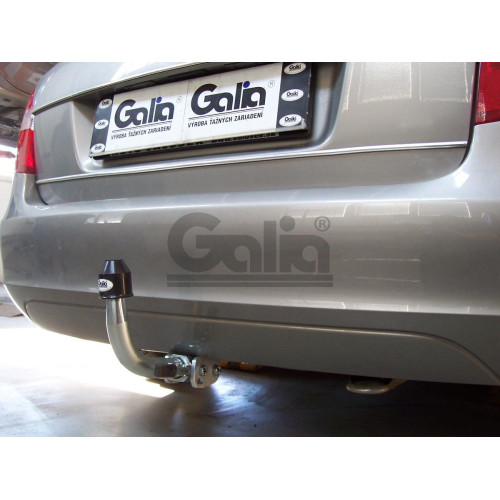 S082C GALIA Полностью оцинкованный фаркоп на Skoda Fabia седан/универсал 2000-2014, с 2008-2014 требуется электрика с блоком согласования. Подрозетник убирается за бампер. Тип шара: C (горизонтальный съемный). Невидимый вырез бампера. Нагрузки: 1200/50 кг
