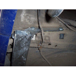 S084A GALIA Полностью оцинкованный фаркоп на Skoda Felicia хетчбек 1996-2002. Тип шара: A. Установка без снятия и выреза бампера. Нагрузки: 1000/50 кг, масса фар