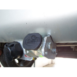 T053A GALIA Полностью оцинкованный фаркоп на Toyota Corolla Verso 2004-2009. Тип шара: A. Требуется подрезка бампера. Нагрузки: 1400/60 кг, масса фаркопа 15,01 кг