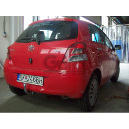 T057A GALIA Полностью оцинкованный фаркоп на Toyota Yaris 2005-2014. Особенности: с 2012 по 2014 необходимо отрегулировать положение глушителя. Тип шара: A. Без