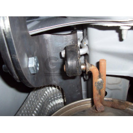 T057A GALIA Полностью оцинкованный фаркоп на Toyota Yaris 2005-2014. Особенности: с 2012 по 2014 необходимо отрегулировать положение глушителя. Тип шара: A. Без