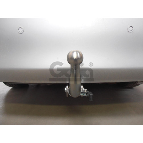 T060C GALIA Полностью оцинкованный фаркоп на Toyota Corolla E15 седан 2007-2013. Подрозетник убирается за бампер. Тип шара: C (горизонтальный съемный). Невидимый вырез бампера. Нагрузки: 1500/60 кг, масса фаркопа 18,17 кг