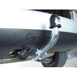 V065A GALIA Полностью оцинкованный фаркоп на Volkswagen Touran 2002-2015. Подрозетник убирается за бампер. Тип шара: A. Подрезка бампера. Нагрузки: 1800/75 кг, мас