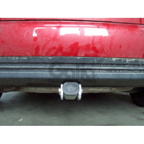 V065A GALIA Полностью оцинкованный фаркоп на Volkswagen Touran 2002-2015. Подрозетник убирается за бампер. Тип шара: A. Подрезка бампера. Нагрузки: 1800/75 кг, масса фаркопа 15,02 кг