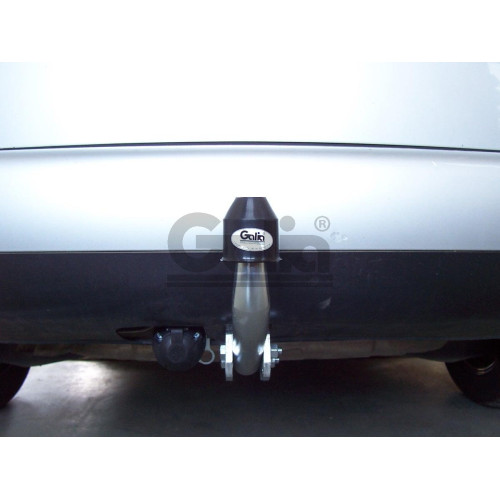 V065C GALIA Полностью оцинкованный фаркоп на Volkswagen Touran 2002-2015. Подрозетник убирается за бампер. Тип шара: C (горизонтальный съемный). Подрезка бампера. Нагрузки: 1800/75 кг, масса фаркопа 16,37 кг