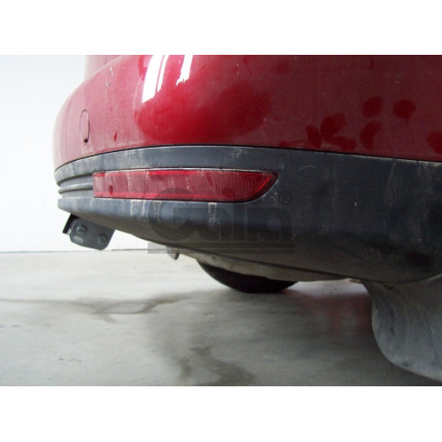 V065C GALIA Полностью оцинкованный фаркоп на Volkswagen Touran 2002-2015. Подрозетник убирается за бампер. Тип шара: C (горизонтальный съемный). Подрезка бампера. Нагрузки: 1800/75 кг, масса фаркопа 16,37 кг