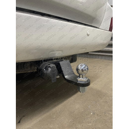 TLC-07-991122.00 PT GROUP Фаркоп на Toyota Land Cruiser 200, в т.ч. TRD 2007-2021, Lexus LX 2007-2022 без подрезки бампера. Тип шара: E (легкосъемный шар под квадрат). Нагрузки: 3500/140