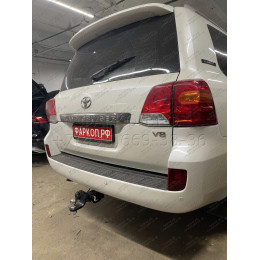 TLC-07-991122.00 PT GROUP Фаркоп на Toyota Land Cruiser 200, в т.ч. TRD 2007-2021, Lexus LX 2007-2022 без подрезки бампера. Тип шара: E (легкосъемный шар под квадрат). Нагрузки: 3500/140