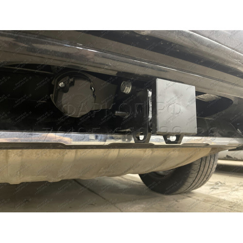 PCA-02-991122.00 PT GROUP Фаркоп на Volkswagen Touareg 2002-2018, Porsche Cayenne 2002-2017. Тип шара: E (легкосъемный шар под квадрат). Нагрузки: 3500/150 кг, масса фаркопа 17,4 кг (без электрики в комплекте)