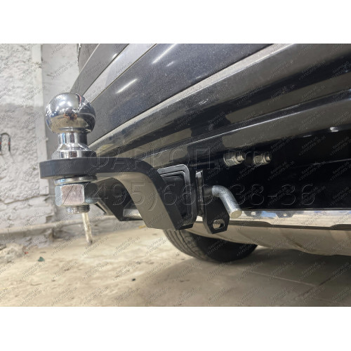 PCA-02-991122.00 PT GROUP Фаркоп на Volkswagen Touareg 2002-2018, Porsche Cayenne 2002-2017. Тип шара: E (легкосъемный шар под квадрат). Нагрузки: 3500/150 кг, масса фаркопа 17,4 кг (без электрики в комплекте)
