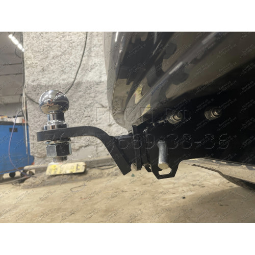 PCA-02-991122.00 PT GROUP Фаркоп на Volkswagen Touareg 2002-2018, Porsche Cayenne 2002-2017. Тип шара: E (легкосъемный шар под квадрат). Нагрузки: 3500/150 кг, масса фаркопа 17,4 кг (без электрики в комплекте)