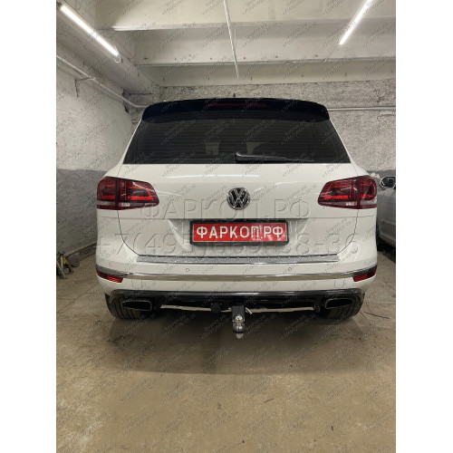 PCA-02-991122.00 PT GROUP Фаркоп на Volkswagen Touareg 2002-2018, Porsche Cayenne 2002-2017. Тип шара: E (легкосъемный шар под квадрат). Нагрузки: 3500/150 кг, масса фаркопа 17,4 кг (без электрики в комплекте)