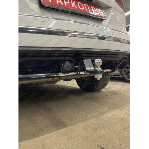 PCA-02-991122.00 PT GROUP Фаркоп на Volkswagen Touareg 2002-2018, Porsche Cayenne 2002-2017. Тип шара: E (легкосъемный шар под квадрат). Нагрузки: 3500/150 кг, масса фаркопа 17,4 кг (без электрики в комплекте)
