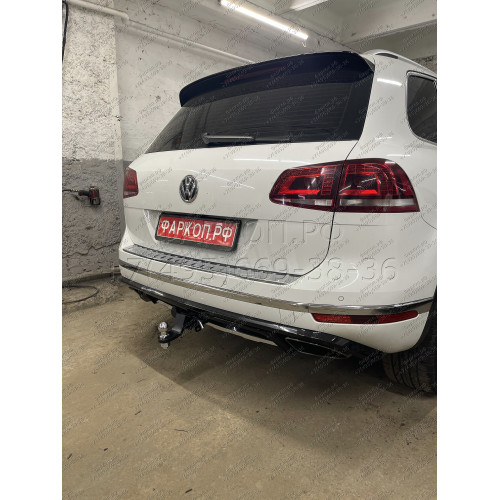 PCA-02-991122.00 PT GROUP Фаркоп на Volkswagen Touareg 2002-2018, Porsche Cayenne 2002-2017. Тип шара: E (легкосъемный шар под квадрат). Нагрузки: 3500/150 кг, масса фаркопа 17,4 кг (без электрики в комплекте)