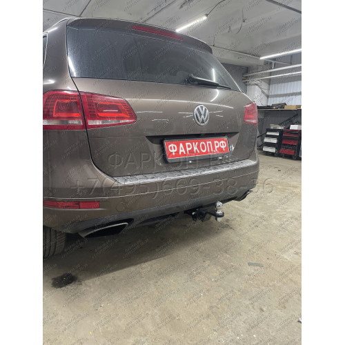 PCA-02-991122.00 PT GROUP Фаркоп на Volkswagen Touareg 2002-2018, Porsche Cayenne 2002-2017. Тип шара: E (легкосъемный шар под квадрат). Нагрузки: 3500/150 кг, масса фаркопа 17,4 кг (без электрики в комплекте)