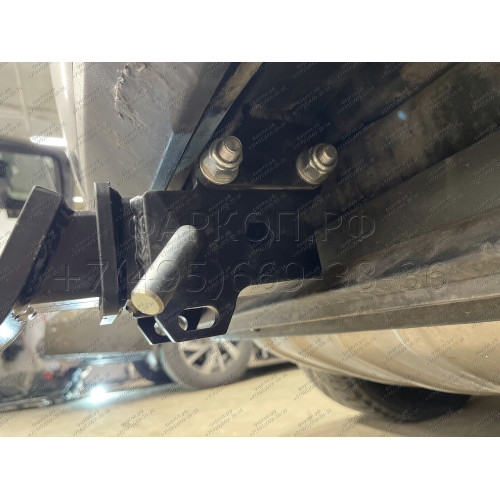 PCA-02-991122.00 PT GROUP Фаркоп на Volkswagen Touareg 2002-2018, Porsche Cayenne 2002-2017. Тип шара: E (легкосъемный шар под квадрат). Нагрузки: 3500/150 кг, масса фаркопа 17,4 кг (без электрики в комплекте)