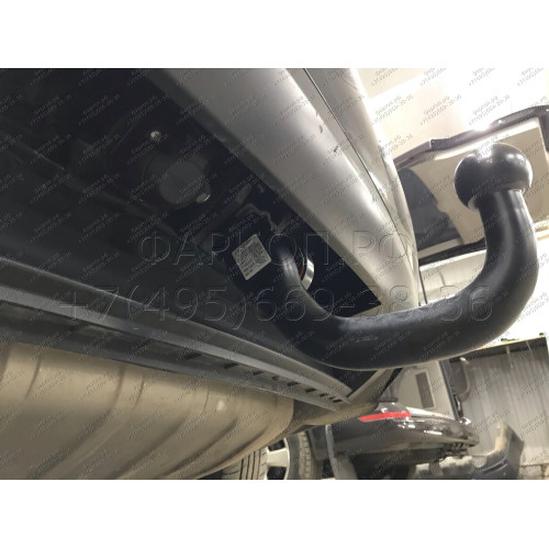 A-093 STEINHOF Фаркоп на Volkswagen Touareg 2002-2010, 2010-2018, Porsche Cayenne 2002-2010, 2010-2017, Audi Q7 (вкл. S-line) 2006-2015. Требуется подрезка бампера. Тип шара: AV (вертикальное быстросъемное крепление шара на ключе). Нагрузки: 3500/140 кг, 