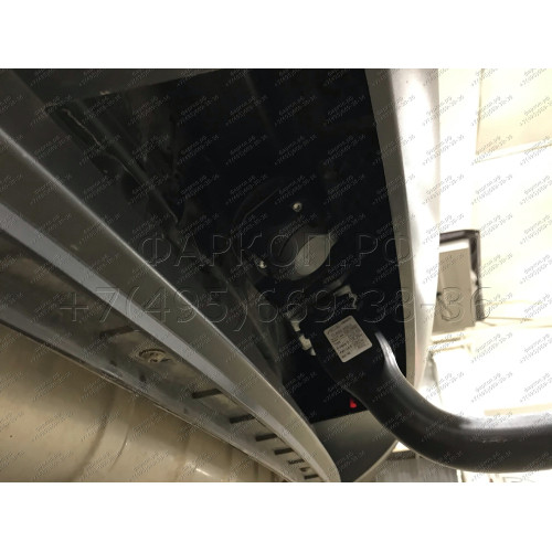 A-093 STEINHOF Фаркоп на Volkswagen Touareg 2002-2010, 2010-2018, Porsche Cayenne 2002-2010, 2010-2017, Audi Q7 (вкл. S-line) 2006-2015. Требуется подрезка бампера. Тип шара: AV (вертикальное быстросъемное крепление шара на ключе). Нагрузки: 3500/140 кг, 
