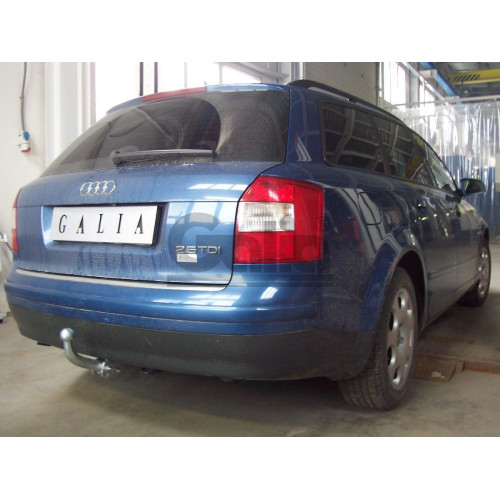 A036C GALIA Полностью оцинкованный фаркоп на Audi A4 седан/универсал (Avant) 2000-2007, включая 4WD (Quattro), SEAT Exeo седан/универсал 2009-2013. Подрозетник убирается за бампер. Тип шара: C (горизонтальный съемный). Невидимый вырез бампера. Нагрузки: 2
