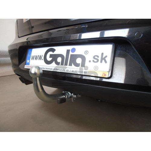 A036C GALIA Полностью оцинкованный фаркоп на Audi A4 седан/универсал (Avant) 2000-2007, включая 4WD (Quattro), SEAT Exeo седан/универсал 2009-2013. Подрозетник убирается за бампер. Тип шара: C (горизонтальный съемный). Невидимый вырез бампера. Нагрузки: 2