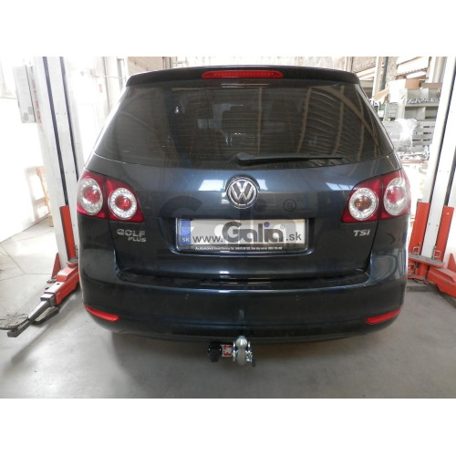 A038A GALIA Полностью оцинкованный фаркоп на Audi A3 2003-2008: хетчбек 3 двери, VW Golf V, VI, Plus хетчбек 3/5 дверей 2003-2008, 2008-2013 (2WD только). Тип шара: A. Подрезка бампера. Нагрузки: 1600/75 кг, масса фаркопа 14,02 кг