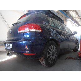 A038A GALIA Полностью оцинкованный фаркоп на Audi A3 2003-2008: хетчбек 3 двери, VW Golf V, VI, Plus хетчбек 3/5 дверей 2003-2008, 2008-2013 (2WD только). Тип шара: A. Подрезка б