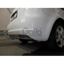 A045A GALIA Полностью оцинкованный фаркоп на Audi A3 Sportback хетчбек 5 дверей 2004-2008, 2008-2013. Тип шара: A. Подрезка бампера. Нагрузки: 1600/75 кг, масса фаркопа 