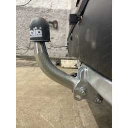 F083A GALIA Полностью оцинкованный фаркоп на Ford Tourneo Connect 2002-2014, Transit Connect 2002-2014. Тип шара: A. Установка без снятия и выреза бампера. Нагрузки: 1200/75 кг,
