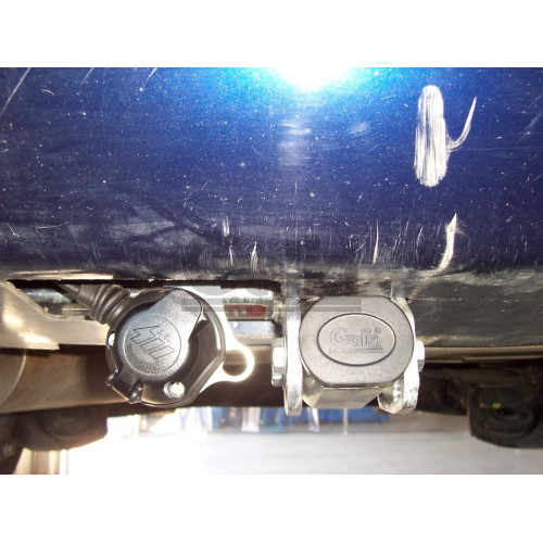 F087C GALIA Полностью оцинкованный фаркоп на FIAT Stilo универсал 2001-2007. Подрозетник убирается за бампер. Тип шара: C (горизонтальный съемный). Невидимый вырез бампера. Нагрузки: 1300/60 кг, масса фаркопа 15,57 кг