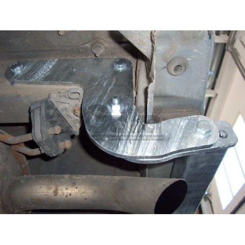 F087C GALIA Полностью оцинкованный фаркоп на FIAT Stilo универсал 2001-2007. Подрозетник убирается за бампер. Тип шара: C (горизонтальный съемный). Невидимый вырез бампера. Нагрузки: 1300/60 кг, масса фаркопа 15,57 кг