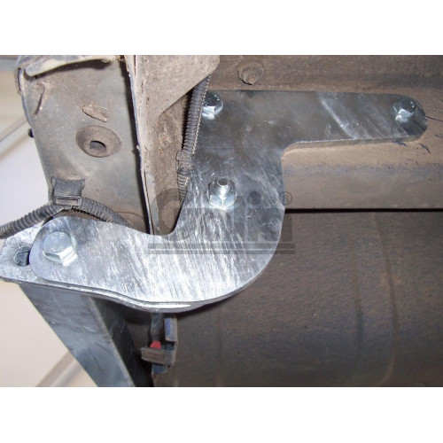 F087C GALIA Полностью оцинкованный фаркоп на FIAT Stilo универсал 2001-2007. Подрозетник убирается за бампер. Тип шара: C (горизонтальный съемный). Невидимый вырез бампера. Нагрузки: 1300/60 кг, масса фаркопа 15,57 кг