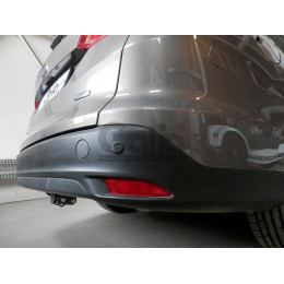F119C GALIA Полностью оцинкованный фаркоп на Ford Focus III универсал 2011-2018. Подрозетник убирается за бампер. Тип шара: C (горизонтальный съемный). Без в