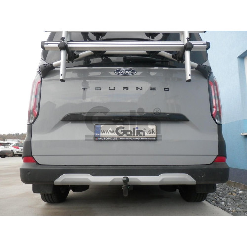 F140V GALIA Полностью оцинкованный фаркоп на Ford Tourneo Custom 2023-, Ford Transit Custom 2023-, VW Transporter T7 2024-. Тип шара: AV (вертикальное быстросъемное крепление шара на ключе). Установка без выреза бампера. Нагрузки: 2800/140 кг, масса фарко
