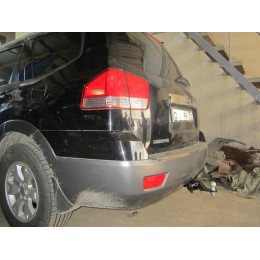 FA 0985-E Бизон Фаркоп на Kia Mohave 2009-2018. Требуется подрезка бампера. Тип шара: E (легкосъемный шар под квадрат). Нагрузки: 2800/120 кг. Не комплектуется 