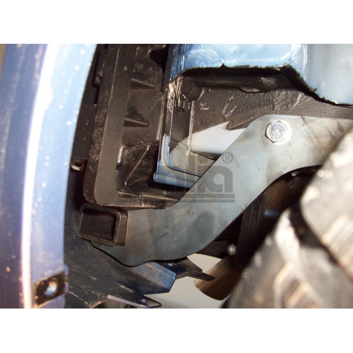 H084C GALIA Полностью оцинкованный фаркоп на Hyundai ix20 2010-2019. Тип шара: C (горизонтальный съемный). Невидимый вырез бампера. Нагрузки: 1300/75 кг, масса фаркопа 14,97 кг