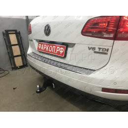 PCA-02-991122.00 PT GROUP Фаркоп на Volkswagen Touareg 2002-2018, Porsche Cayenne 2002-2017. Тип шара: E (легкосъемный шар под квадрат). Нагрузки: 3500/150 кг, масса фаркопа 17,4 кг (без 